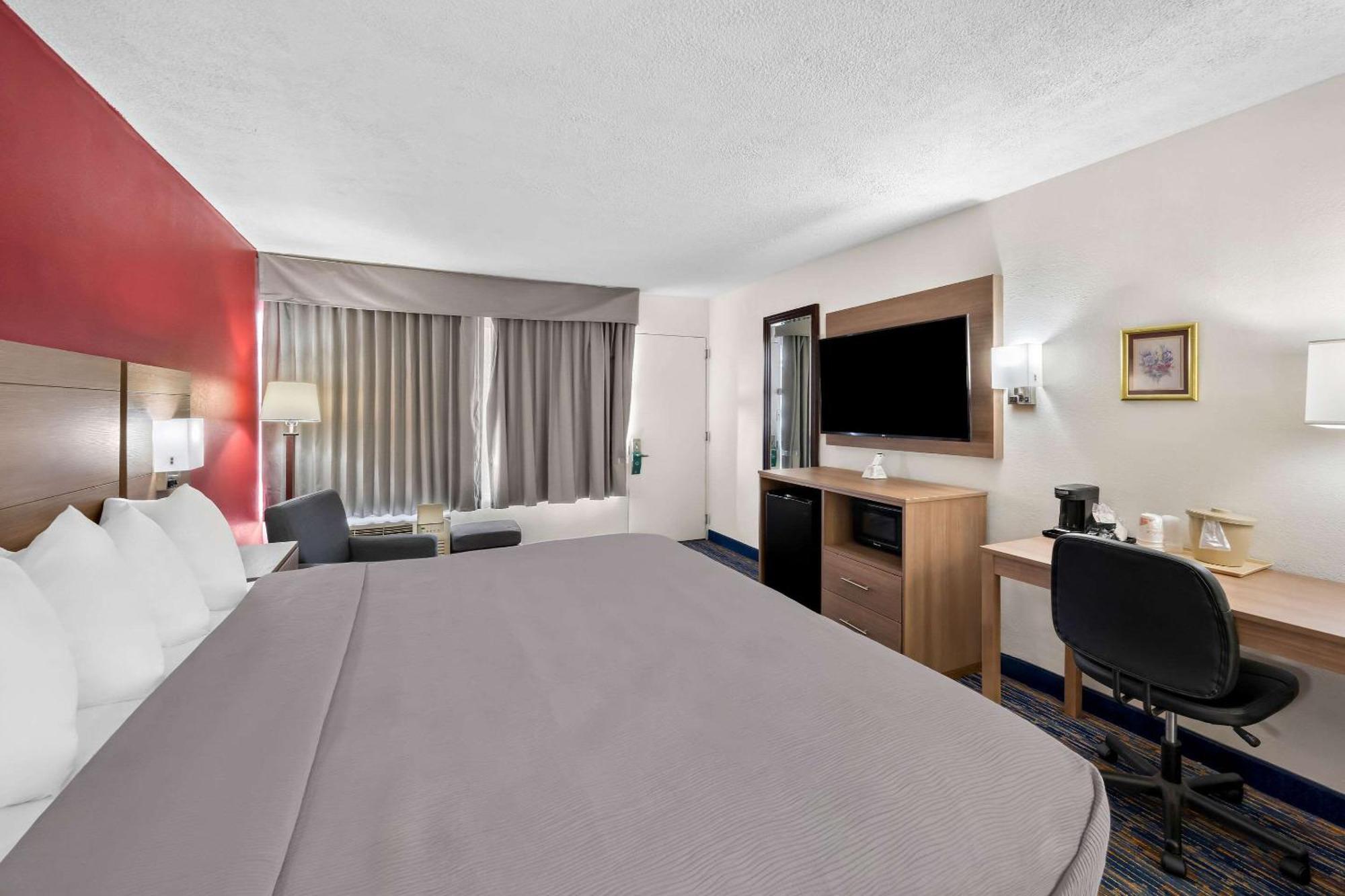 Quality Inn Лурей Экстерьер фото